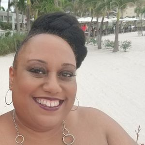 Meet your Posher, Sharronda